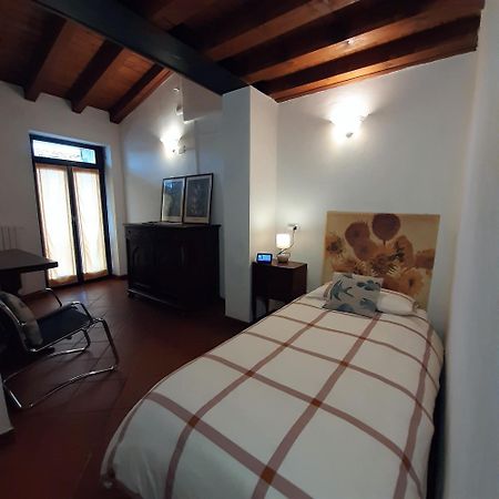 Loft Trabucco - In The Heart Of Salo City Center, Lake View, 4 Rooms Eksteriør billede