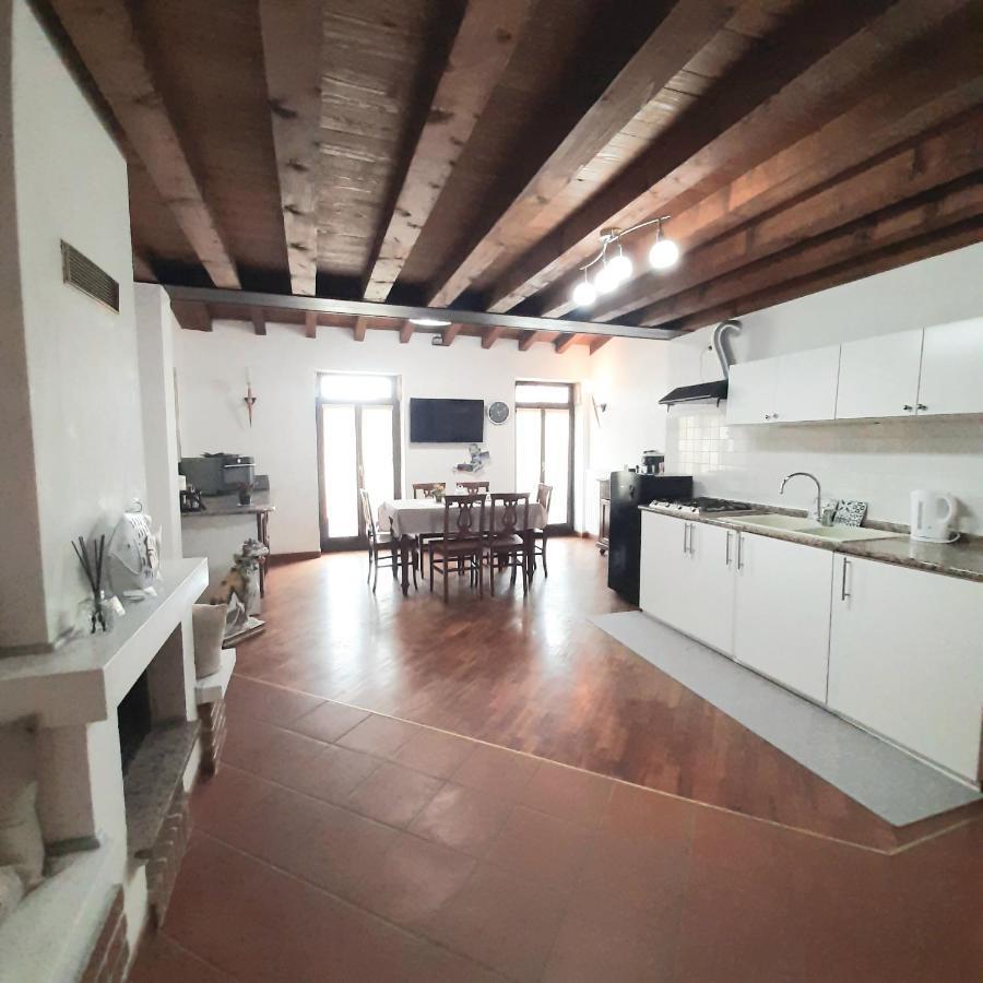 Loft Trabucco - In The Heart Of Salo City Center, Lake View, 4 Rooms Eksteriør billede