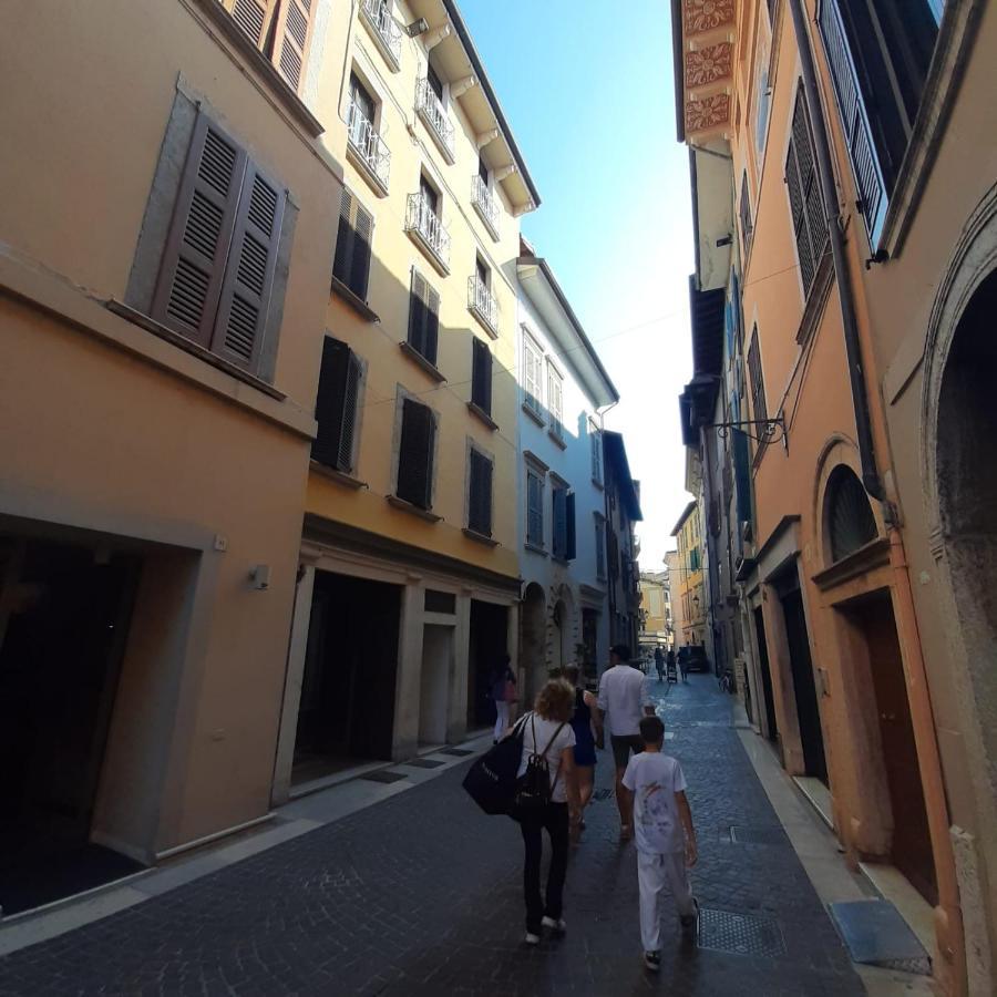 Loft Trabucco - In The Heart Of Salo City Center, Lake View, 4 Rooms Eksteriør billede